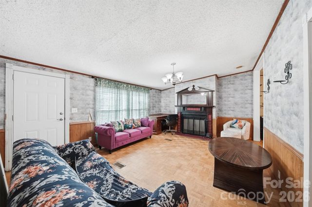 4377 Dry Pond Lane, Conover, NC 28613