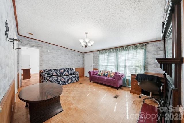 4377 Dry Pond Lane, Conover, NC 28613