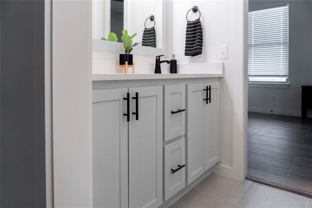 9451 W Charter Oak Road, Edmond, OK 73025