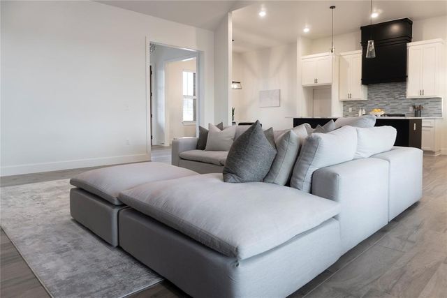 9451 W Charter Oak Road, Edmond, OK 73025