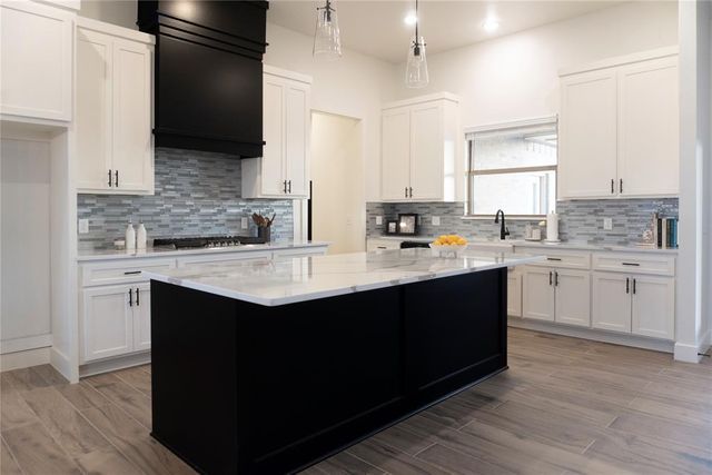 9451 W Charter Oak Road, Edmond, OK 73025