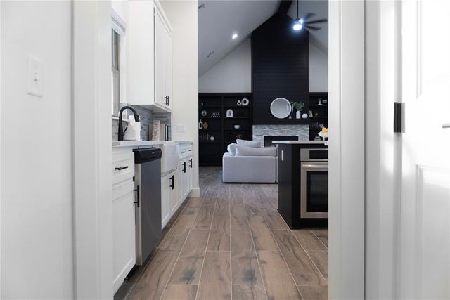 9451 W Charter Oak Road, Edmond, OK 73025