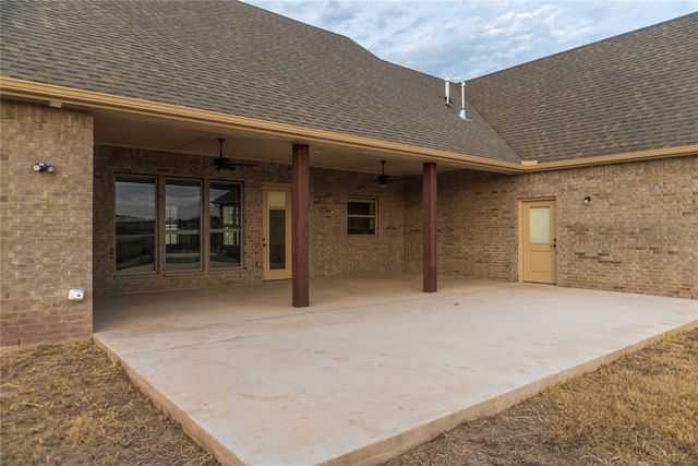 9451 W Charter Oak Road, Edmond, OK 73025