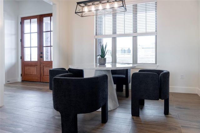 9451 W Charter Oak Road, Edmond, OK 73025