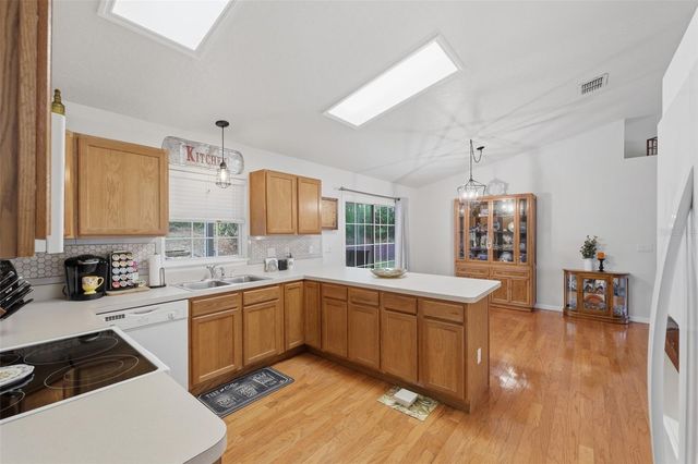 10294 DOTTED WREN AVENUE, Weeki Wachee, FL 34613