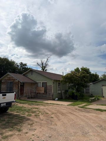 56 E 37th Street, San Angelo, TX 76903
