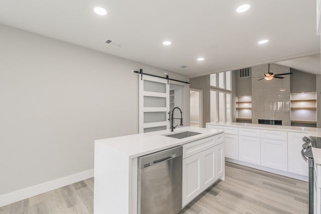 1103 Teakwood Drive, Duncanville, TX 75137