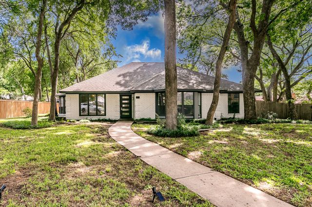 1103 Teakwood Drive, Duncanville, TX 75137