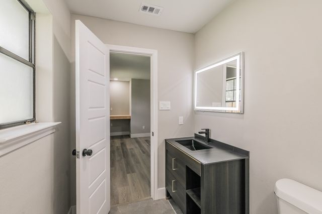 1103 Teakwood Drive, Duncanville, TX 75137