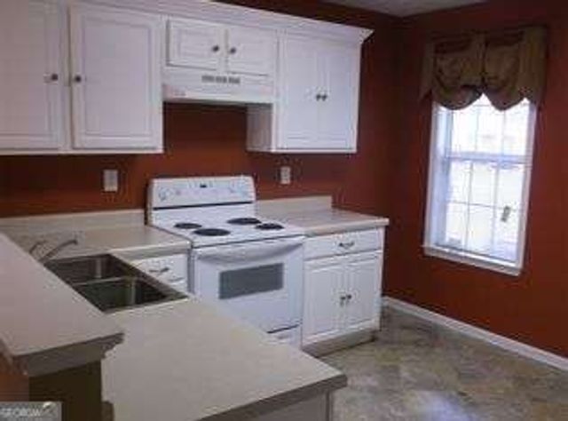 7540 Old Chapel, Atlanta, GA 30349