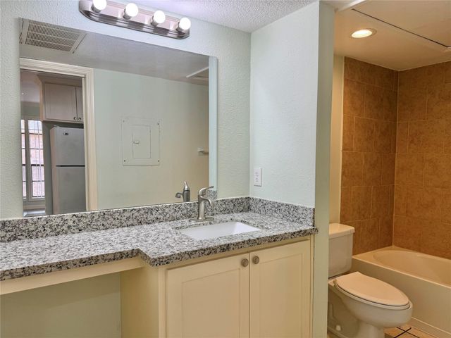 1311 Antoine Drive 128, Houston, TX 77055