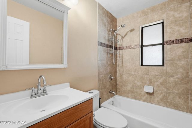 2525 E Towner Street, Tucson, AZ 85716