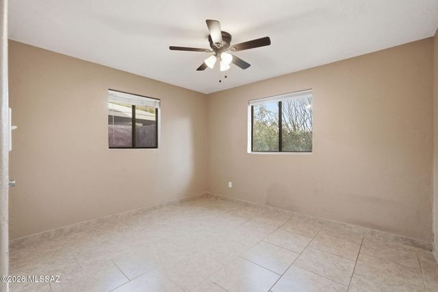 2525 E Towner Street, Tucson, AZ 85716