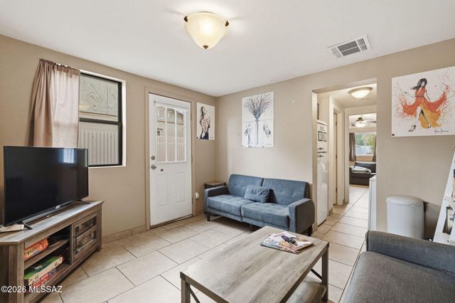 2525 E Towner Street, Tucson, AZ 85716