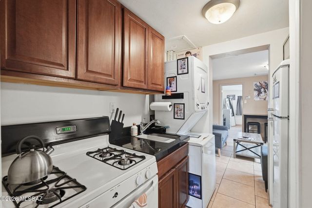 2525 E Towner Street, Tucson, AZ 85716