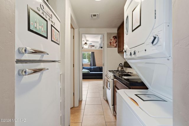2525 E Towner Street, Tucson, AZ 85716
