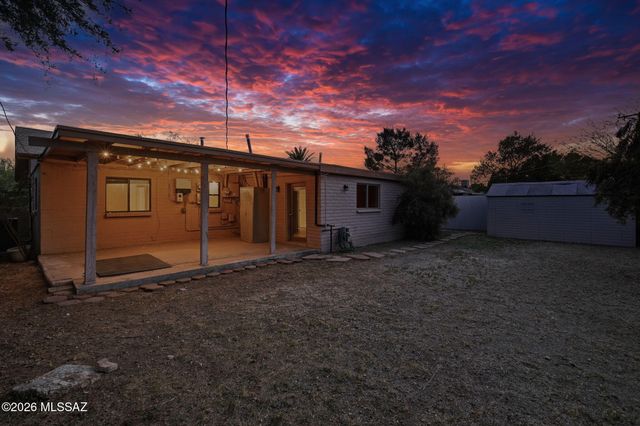 2525 E Towner Street, Tucson, AZ 85716