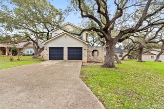 61 Woodcreek DR, Wimberley, TX 78676