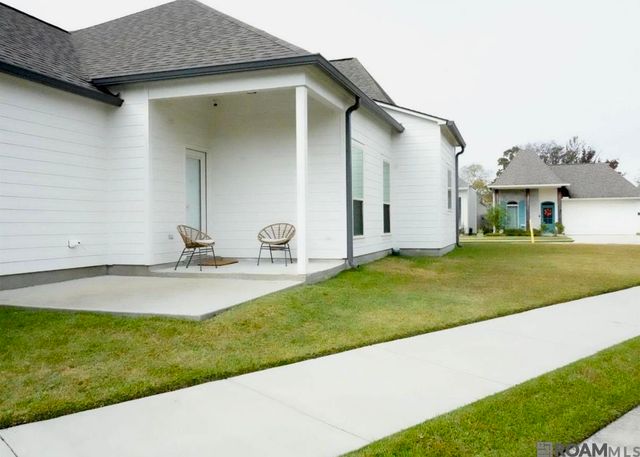 6504 Silver Oak Dr, Baton Rouge, LA 70817