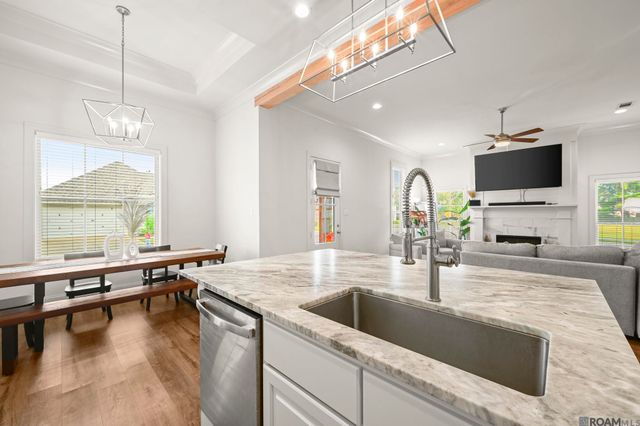 6504 Silver Oak Dr, Baton Rouge, LA 70817