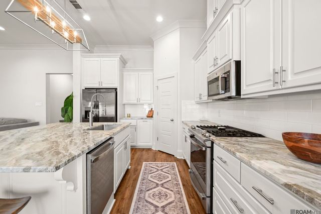 6504 Silver Oak Dr, Baton Rouge, LA 70817