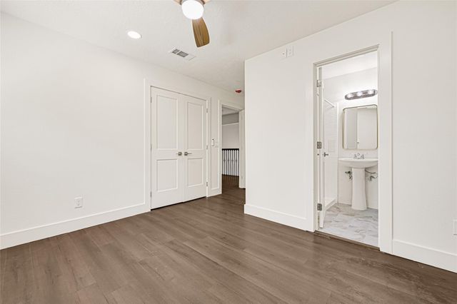 30 Willowherb Court, The Woodlands, TX 77380