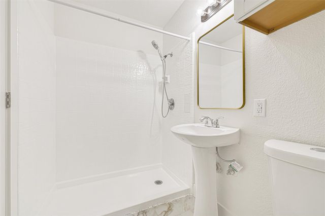 30 Willowherb Court, The Woodlands, TX 77380