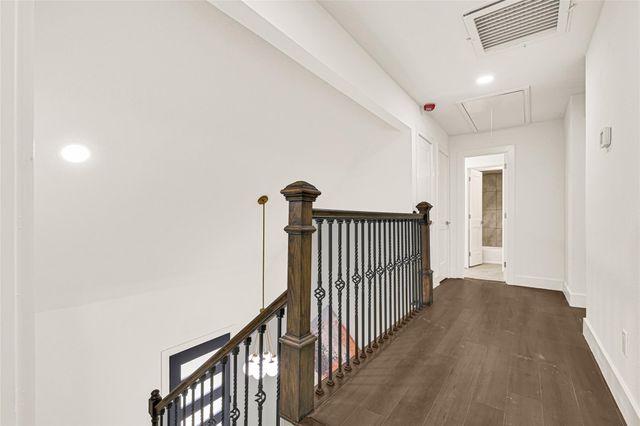 30 Willowherb Court, The Woodlands, TX 77380