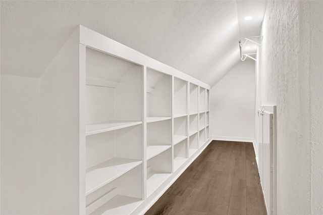 30 Willowherb Court, The Woodlands, TX 77380