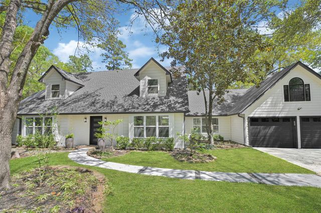 30 Willowherb Court, The Woodlands, TX 77380