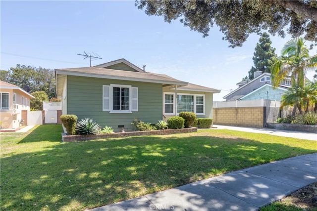 5710 Faust, Lakewood, CA 90713