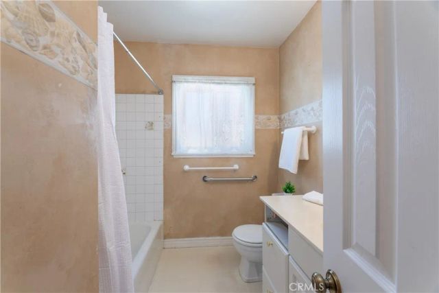 5710 Faust, Lakewood, CA 90713