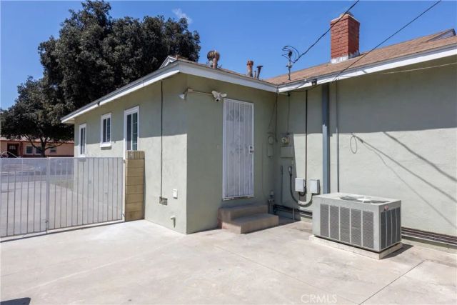 5710 Faust, Lakewood, CA 90713