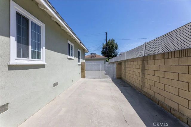 5710 Faust, Lakewood, CA 90713