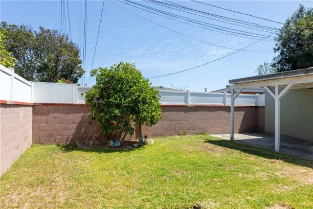 5710 Faust, Lakewood, CA 90713