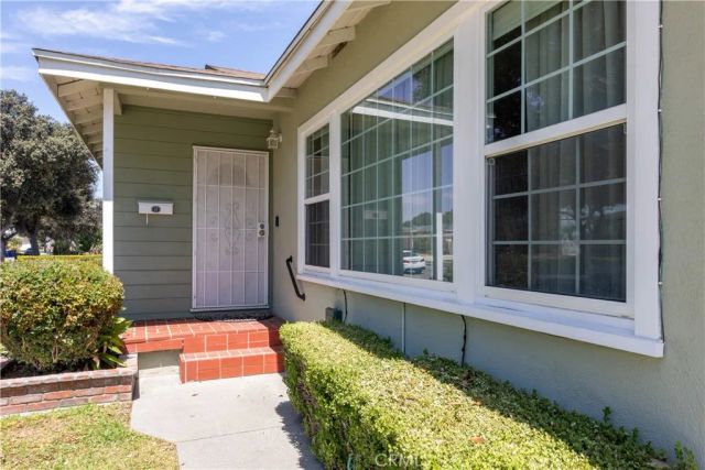 5710 Faust, Lakewood, CA 90713