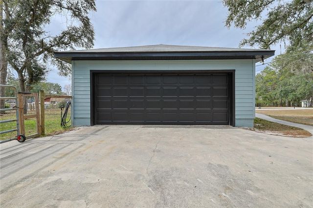 182 SW BAMBI LANE, Lake City, FL 32025