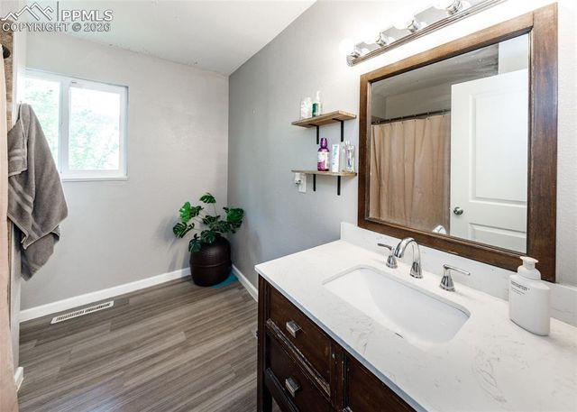 2131 Doniphan Drive, Colorado Springs, CO 80910