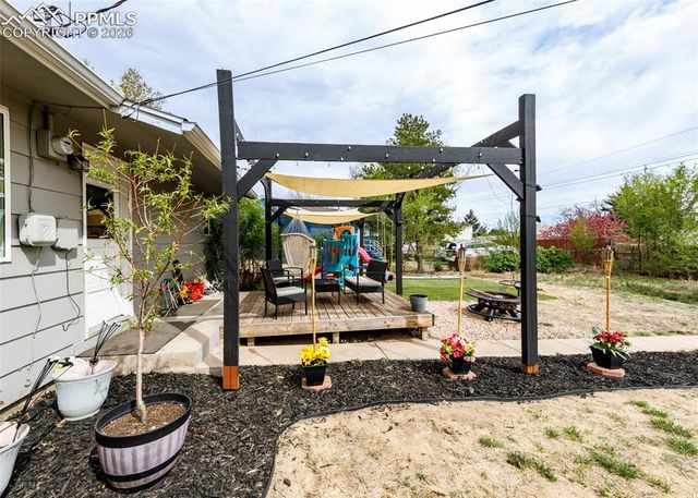 2131 Doniphan Drive, Colorado Springs, CO 80910