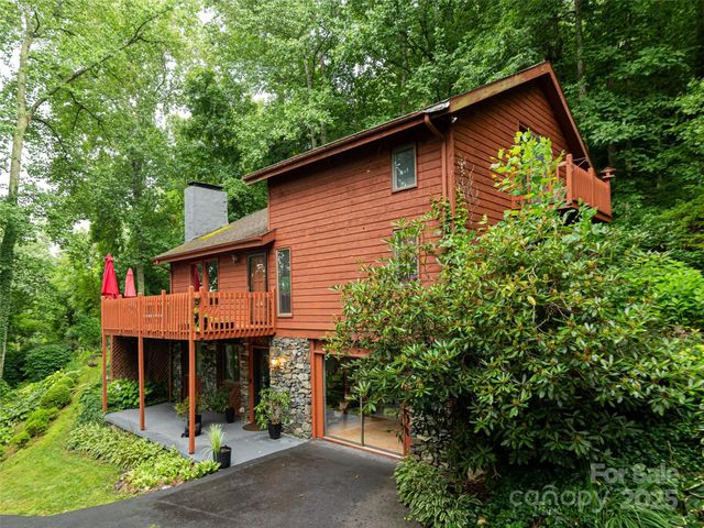 193 Rhododendron Drive, Arden, NC 28704