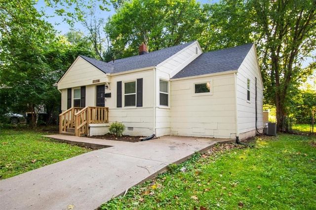 7118 Highland Avenue, Kansas City, MO 64131