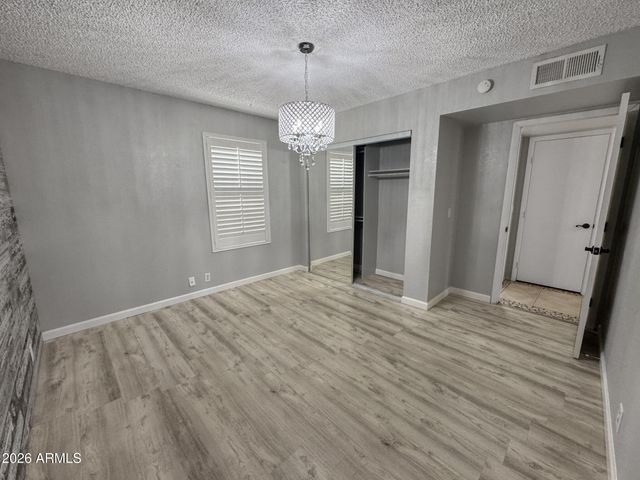 425 E MARCO POLO Road, Phoenix, AZ 85024
