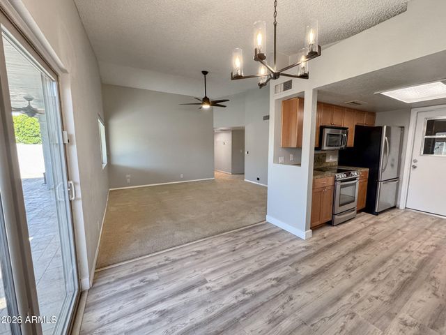425 E MARCO POLO Road, Phoenix, AZ 85024