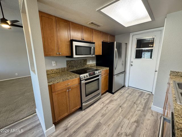 425 E MARCO POLO Road, Phoenix, AZ 85024