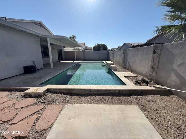 425 E MARCO POLO Road, Phoenix, AZ 85024