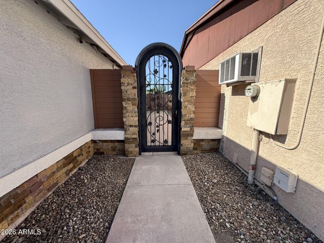 425 E MARCO POLO Road, Phoenix, AZ 85024