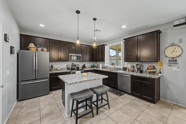 18235 W Ida Lane, Surprise, AZ 85387