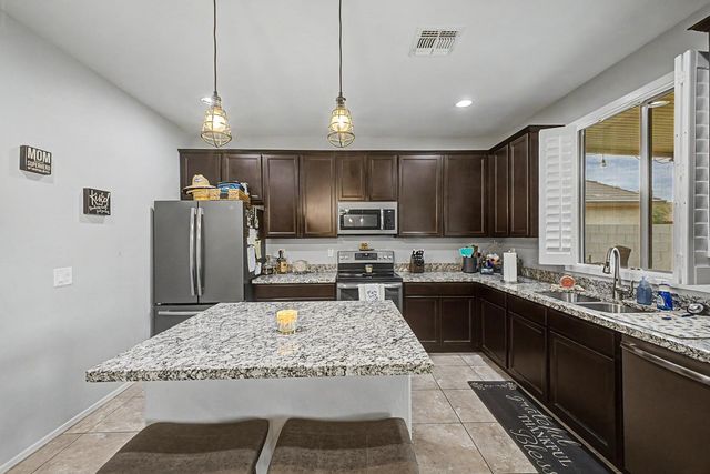 18235 W Ida Lane, Surprise, AZ 85387