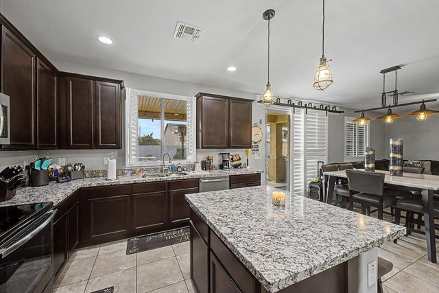 18235 W Ida Lane, Surprise, AZ 85387