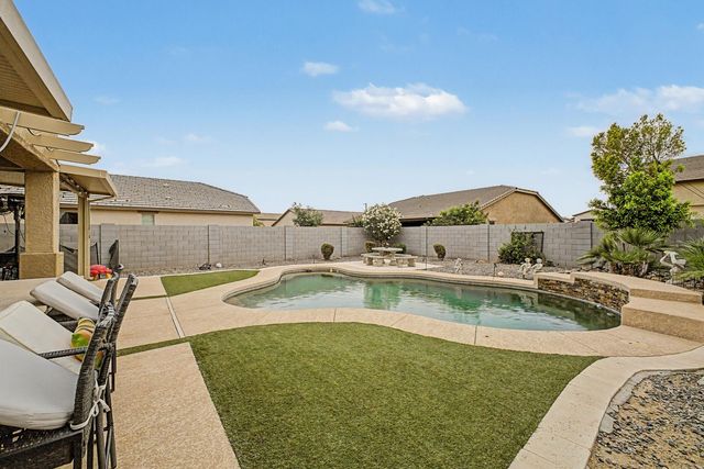 18235 W Ida Lane, Surprise, AZ 85387